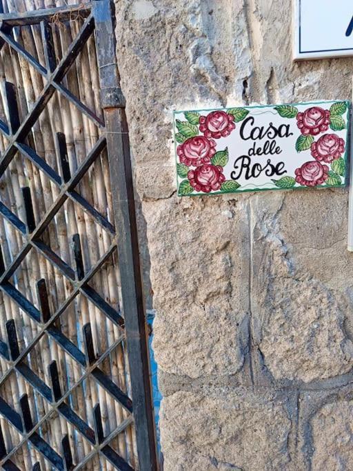 Casa Delle Rose Apartment อีสเกีย ภายนอก รูปภาพ