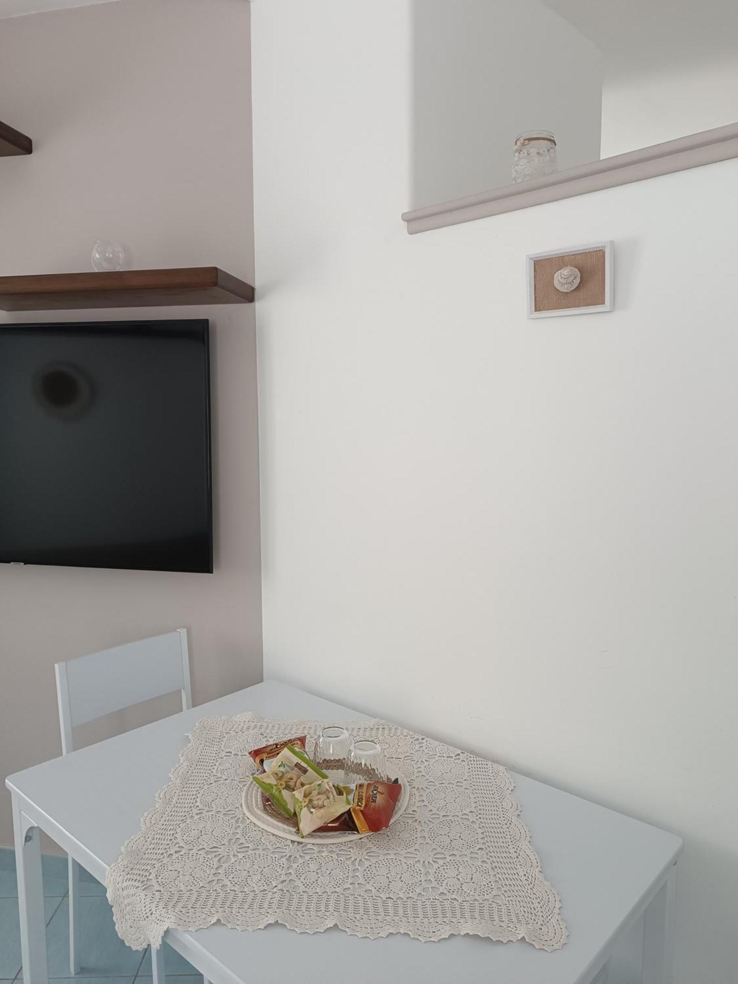 Casa Delle Rose Apartment อีสเกีย ภายนอก รูปภาพ