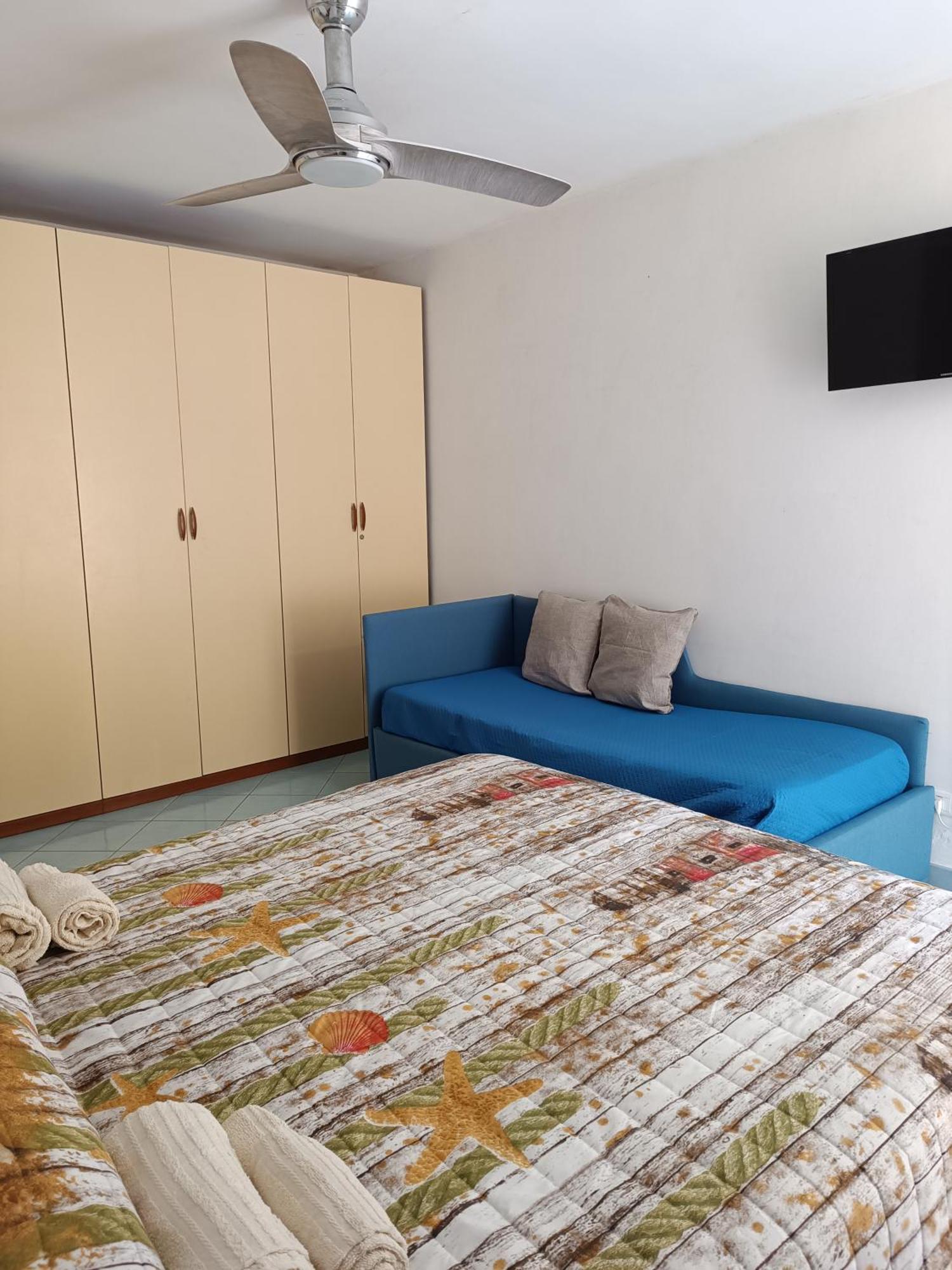 Casa Delle Rose Apartment อีสเกีย ภายนอก รูปภาพ