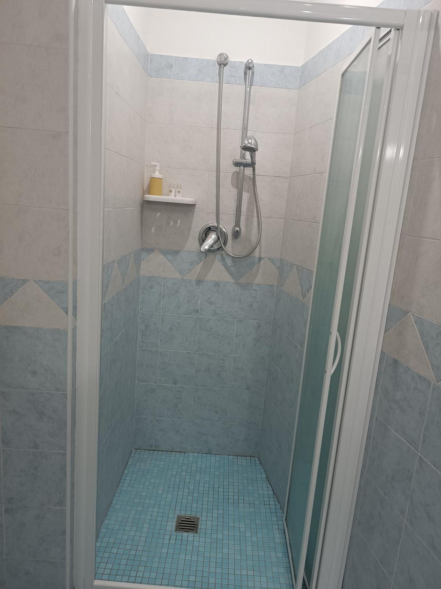 Casa Delle Rose Apartment อีสเกีย ภายนอก รูปภาพ