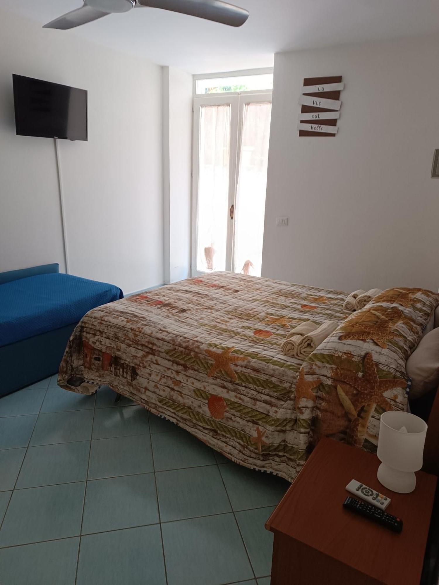 Casa Delle Rose Apartment อีสเกีย ภายนอก รูปภาพ